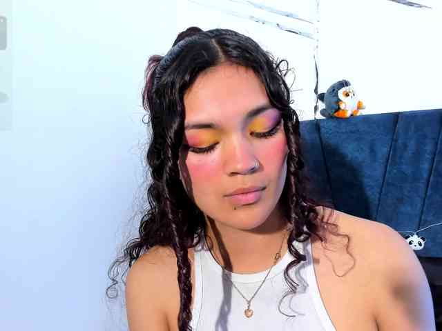 Camilla-Miller01 webcam