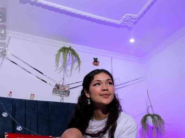 Camilla-Miller01 webcam