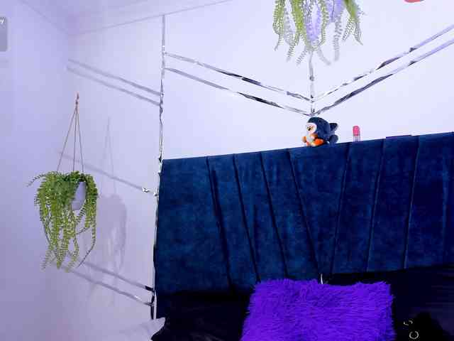 Camilla-Miller01 webcam