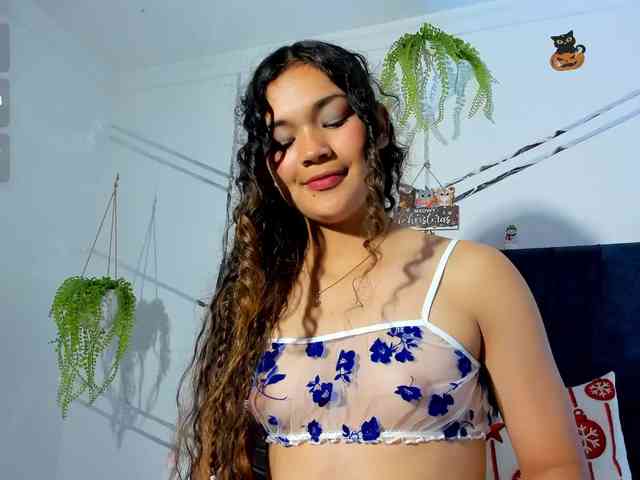 Camilla-Miller01 webcam