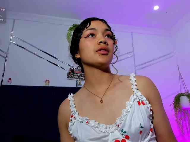 Camilla-Miller01 webcam