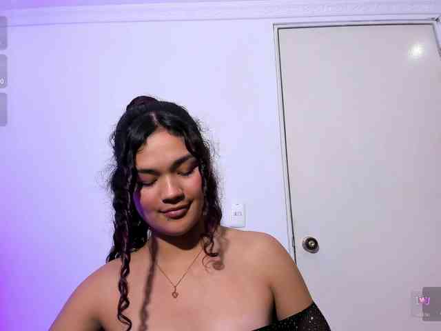 Camilla-Miller01 webcam