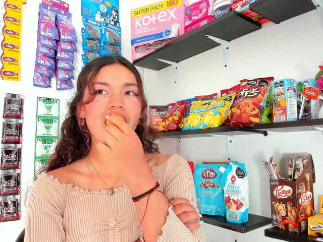 Camilla-Miller01 webcam