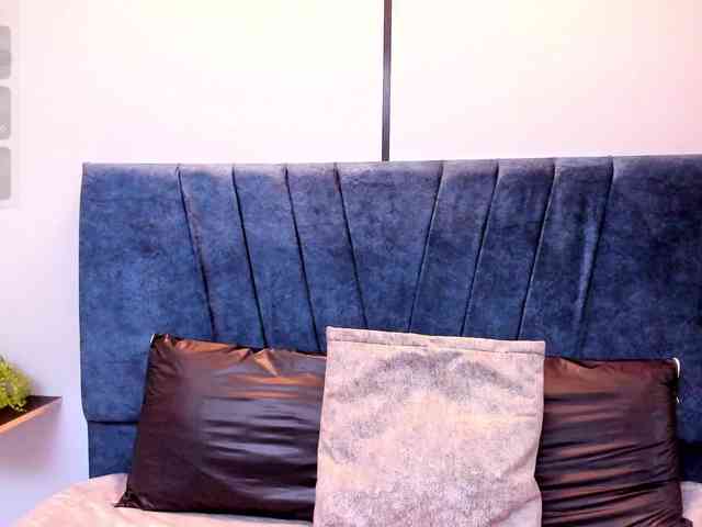 Camilla-Miller01 webcam