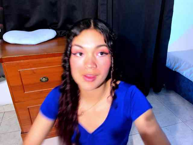 Camilla-Miller01 webcam