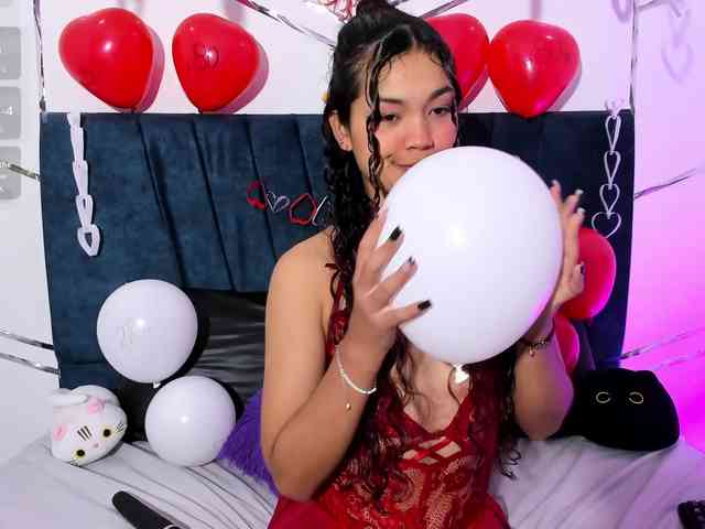 Camilla-Miller01 webcam