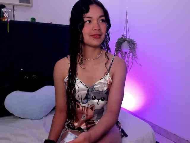 Camilla-Miller01 webcam