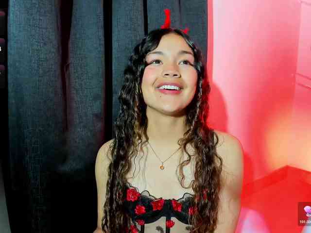 Camilla-Miller01 webcam