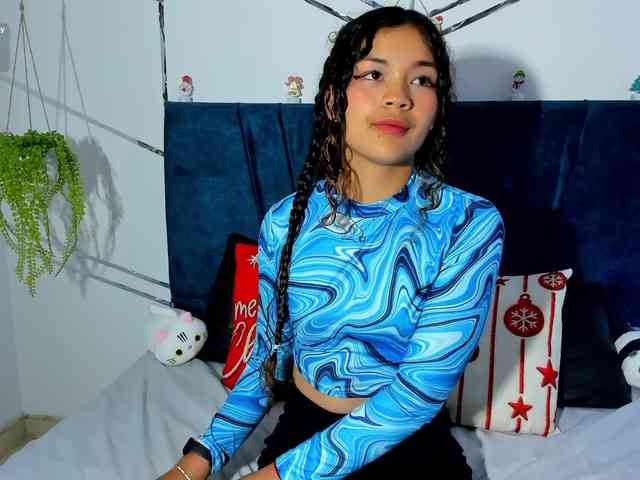 Camilla-Miller01 webcam