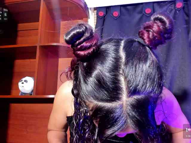 Camilla-Miller01 webcam