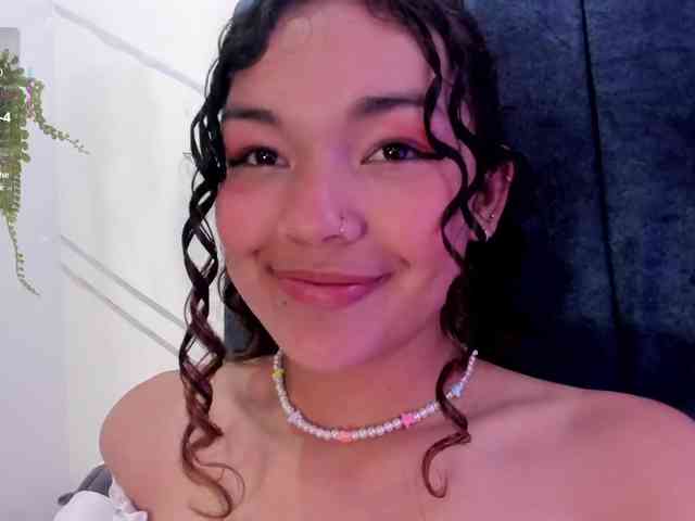 Camilla-Miller01 webcam