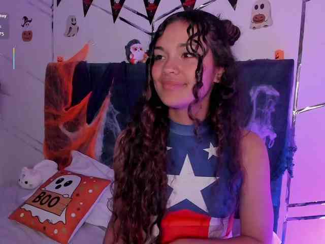 Camilla-Miller01 webcam