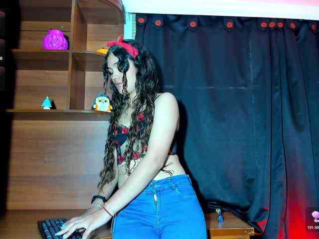 Camilla-Miller01 webcam