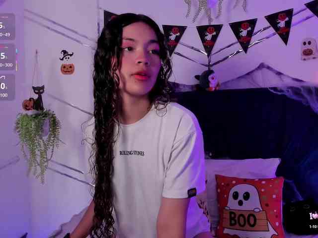 Camilla-Miller01 webcam