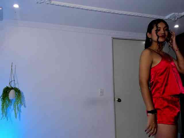 Camilla-Miller01 webcam