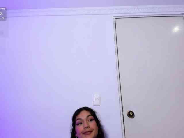 Camilla-Miller01 webcam