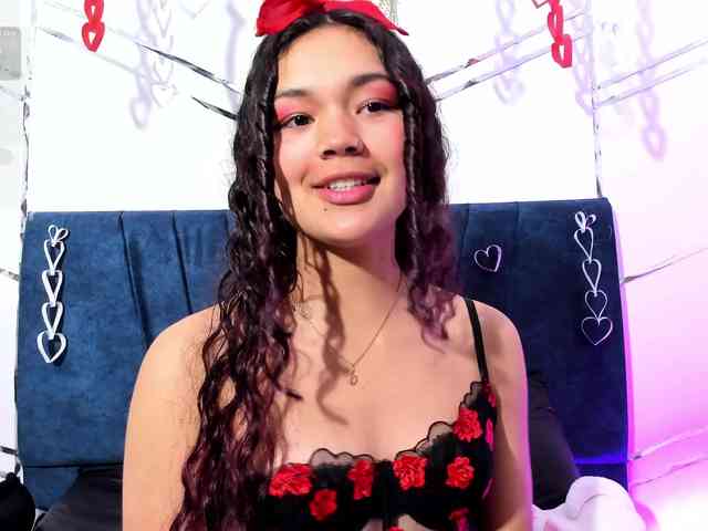 Camilla-Miller01 webcam