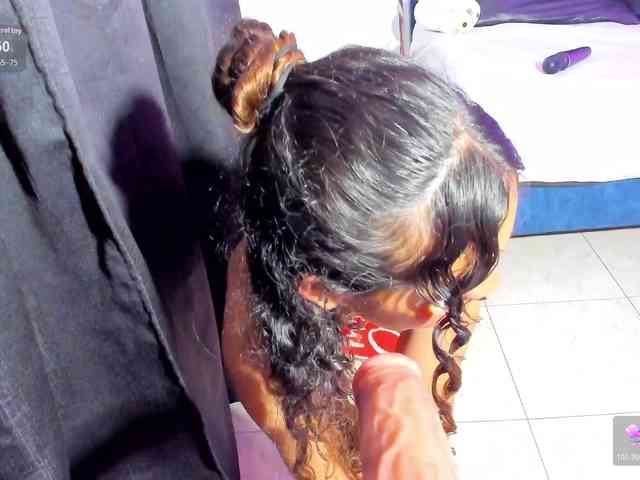 Camilla-Miller01 webcam