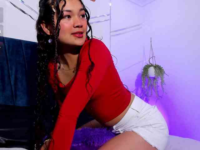 Camilla-Miller01 webcam