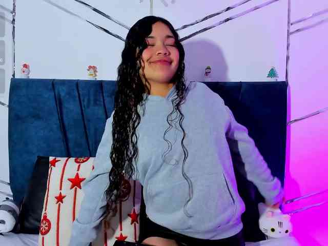 Camilla-Miller01 webcam