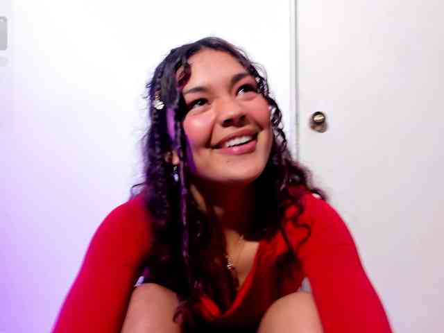 Camilla-Miller01 webcam