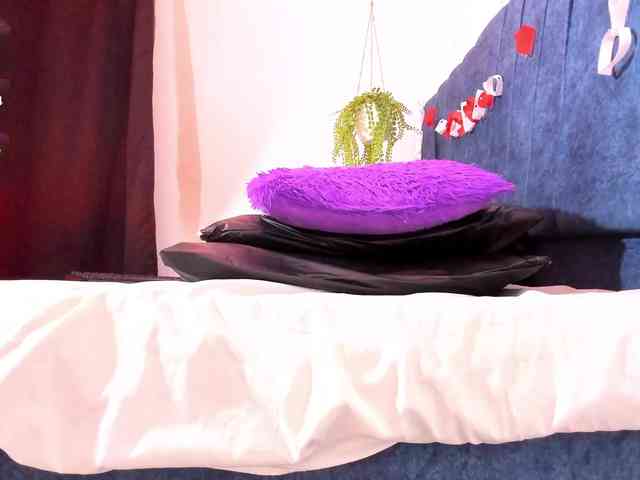 Camilla-Miller01 webcam