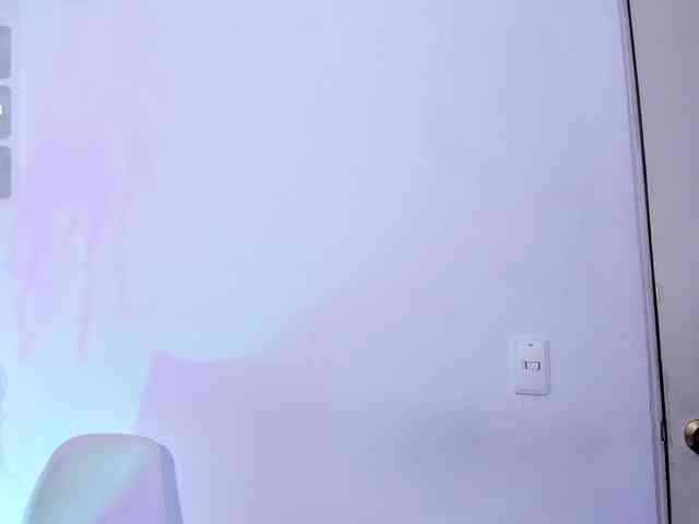 Camilla-Miller01 webcam