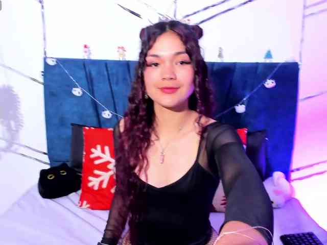 Camilla-Miller01 webcam