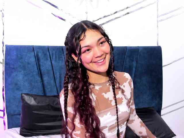 Camilla-Miller01 webcam