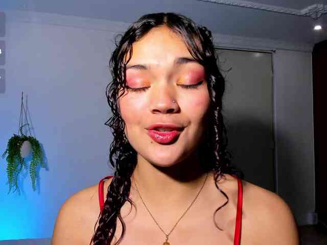 Camilla-Miller01 webcam