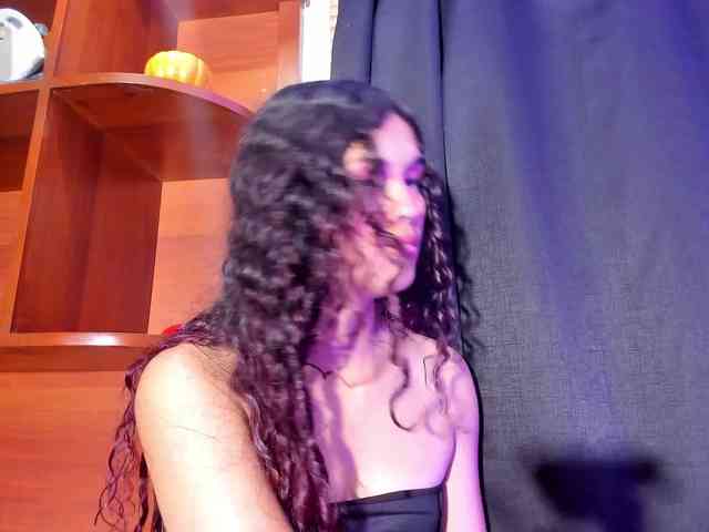 Camilla-Miller01 webcam