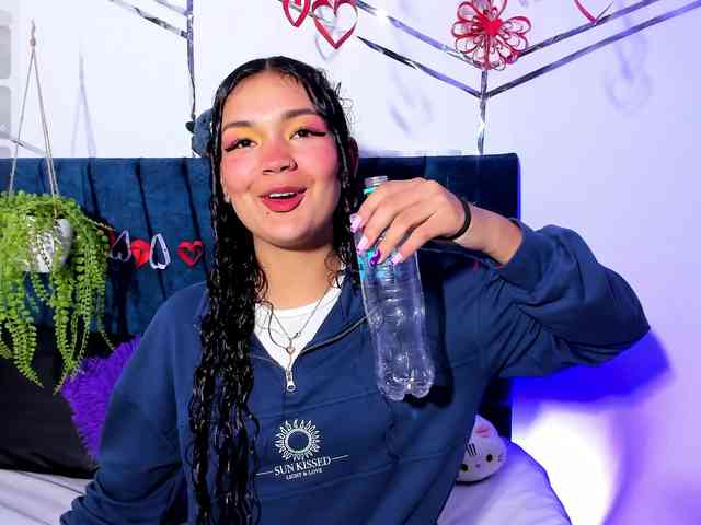 Camilla-Miller01 webcam