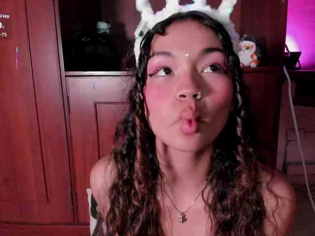 Camilla-Miller01 webcam