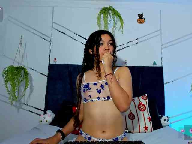 Camilla-Miller01 webcam