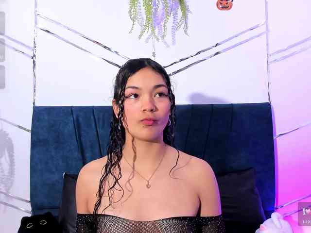 Camilla-Miller01 webcam