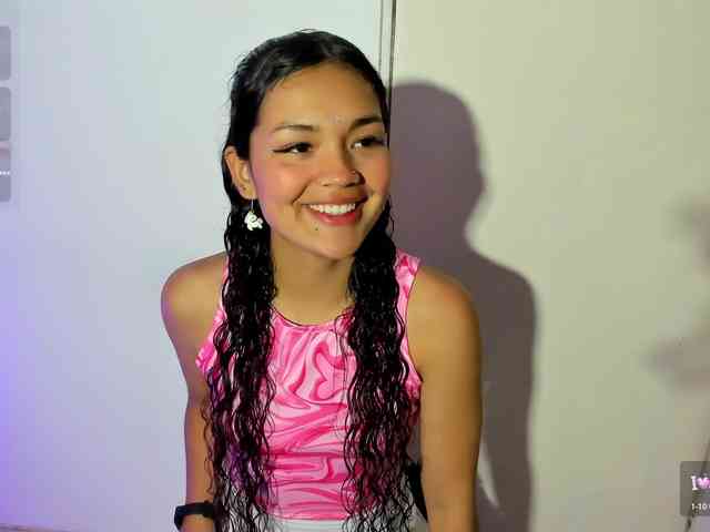 Camilla-Miller01 webcam