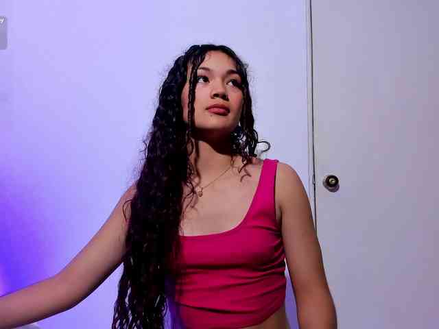 Camilla-Miller01 webcam