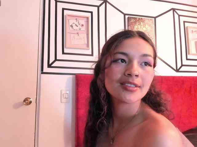 Camilla-Miller01 webcam