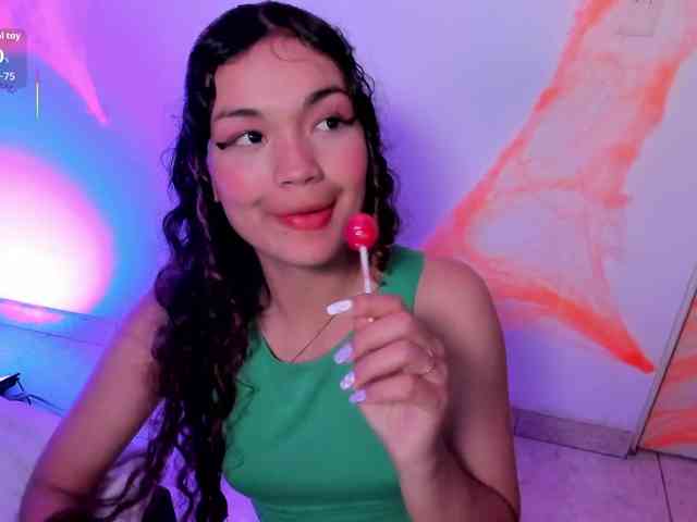 Camilla-Miller01 webcam
