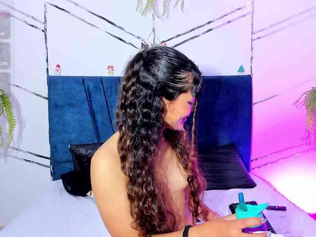 Camilla-Miller01 webcam