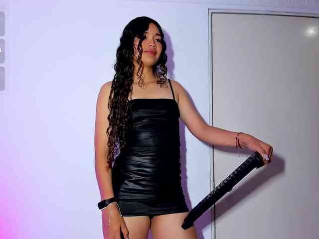 Camilla-Miller01 webcam