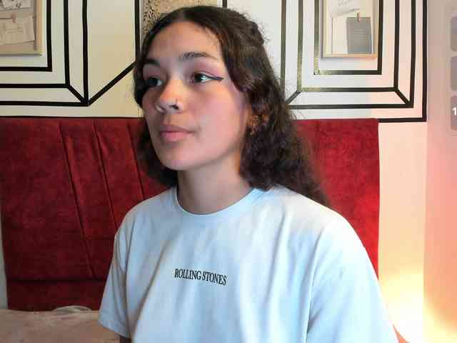 Camilla-Miller01 Live Webcam on BongaCams