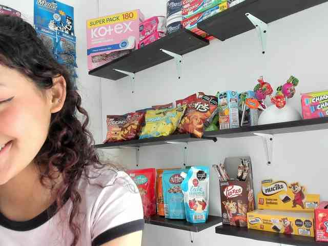 Camilla-Miller01 webcam