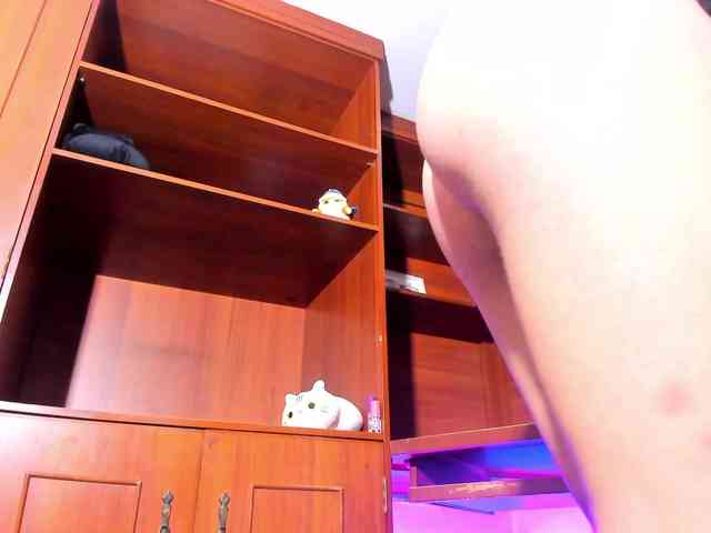 Camilla-Miller01 webcam