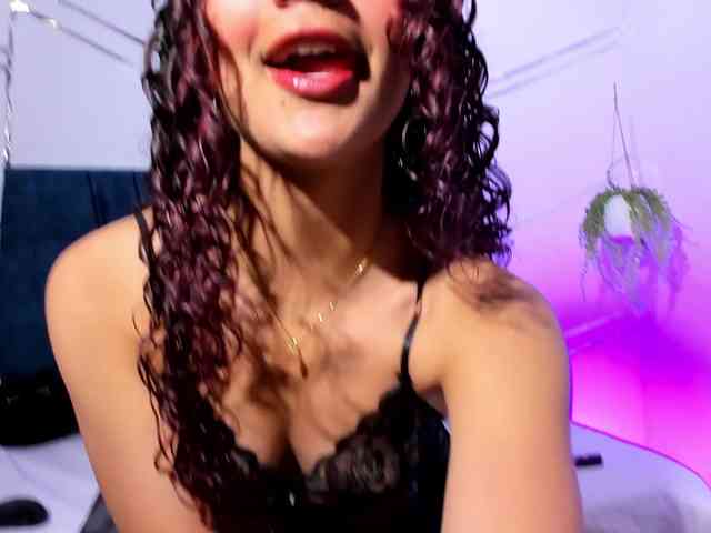 Camilla-Miller01 webcam