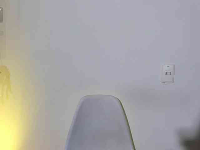 Camilla-Miller01 webcam