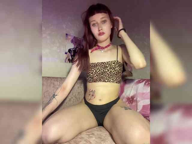 z0mbieGirl webcam