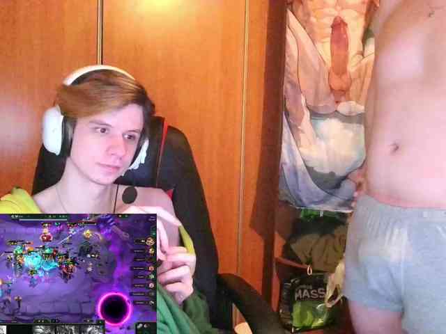 Kerilliom Live Webcam on BongaCams