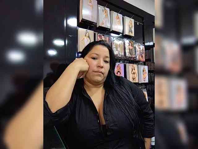 Salomebunny webcam