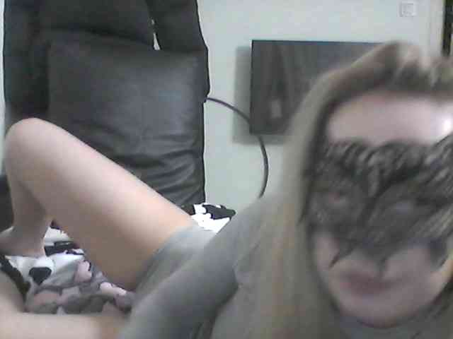 Alisha-baby webcam